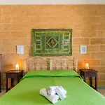 Domus Mea Salento Arazzo Apartamento *